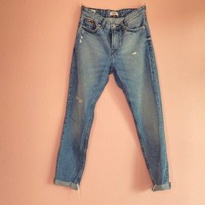 Tommy Distressed Jeans